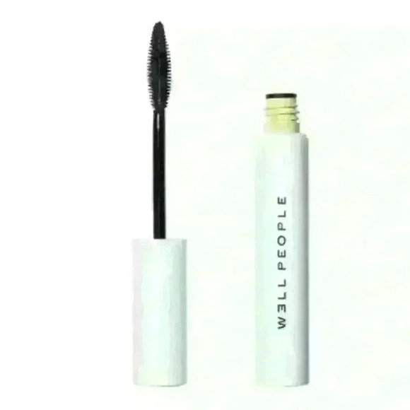 NWT Well People Expressionist Pro Mascara - 0.26oz - Picture 1 of 4